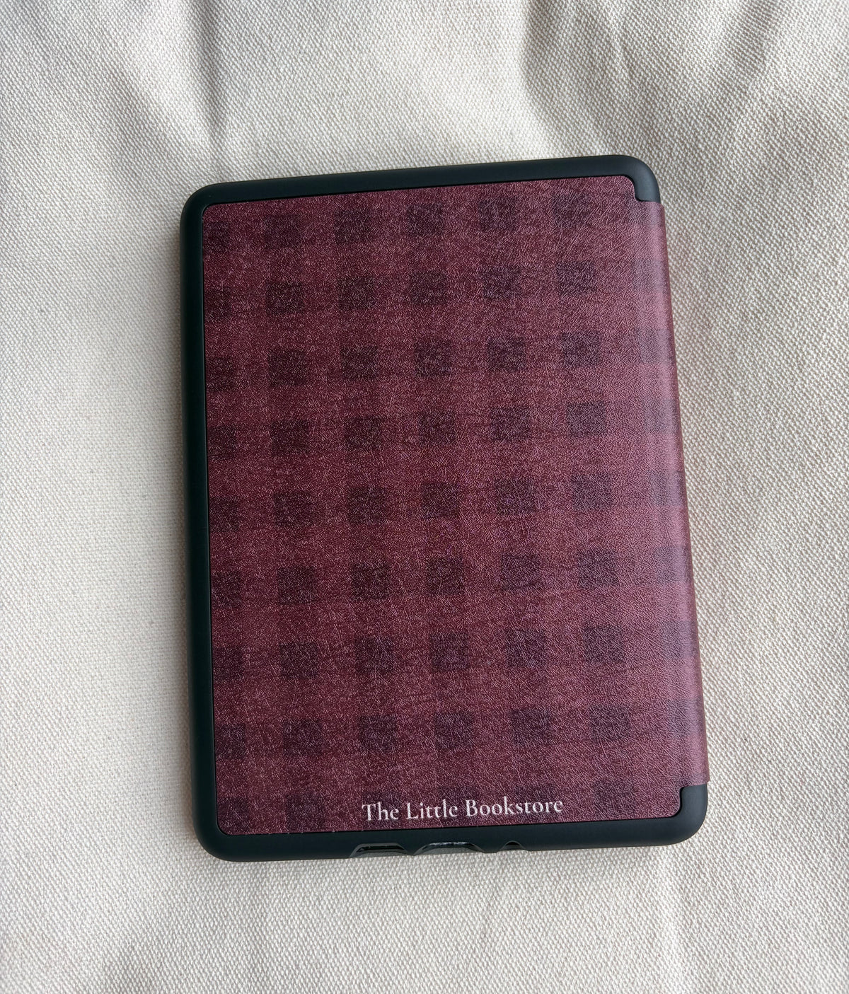 Cozy & Booked Kindle Case