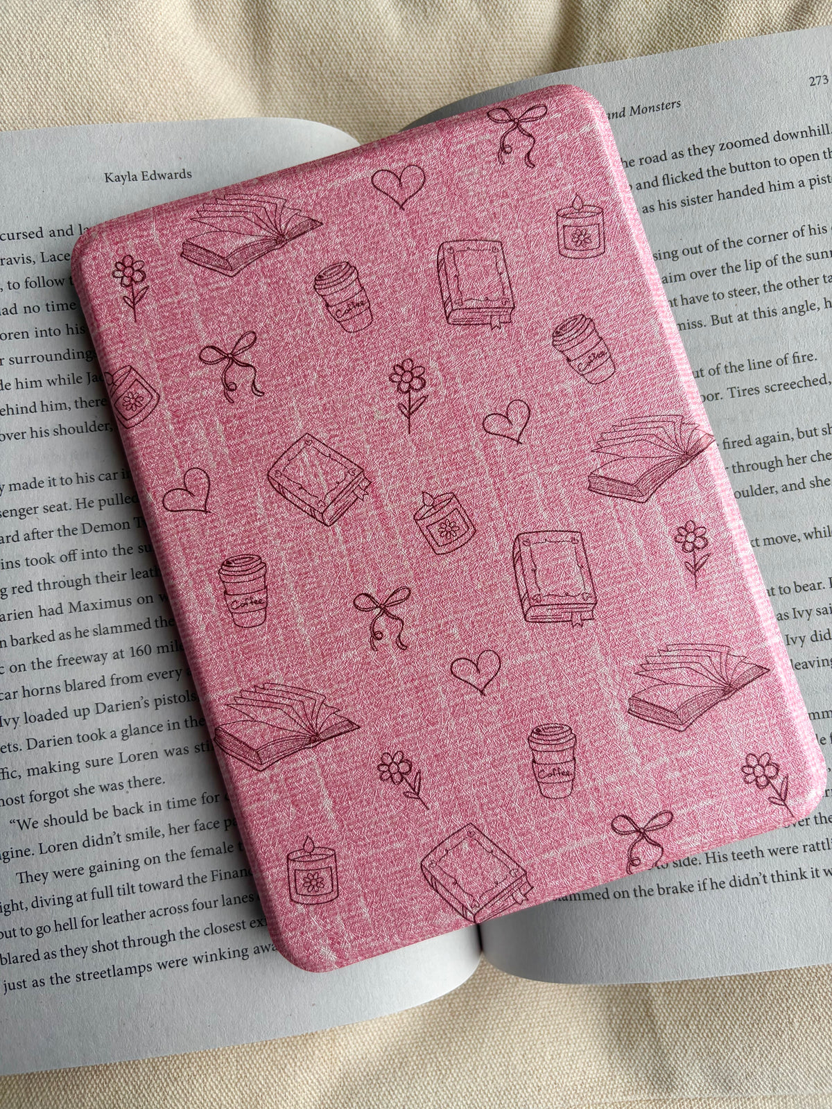 Pretty Little Reader Kindle Case