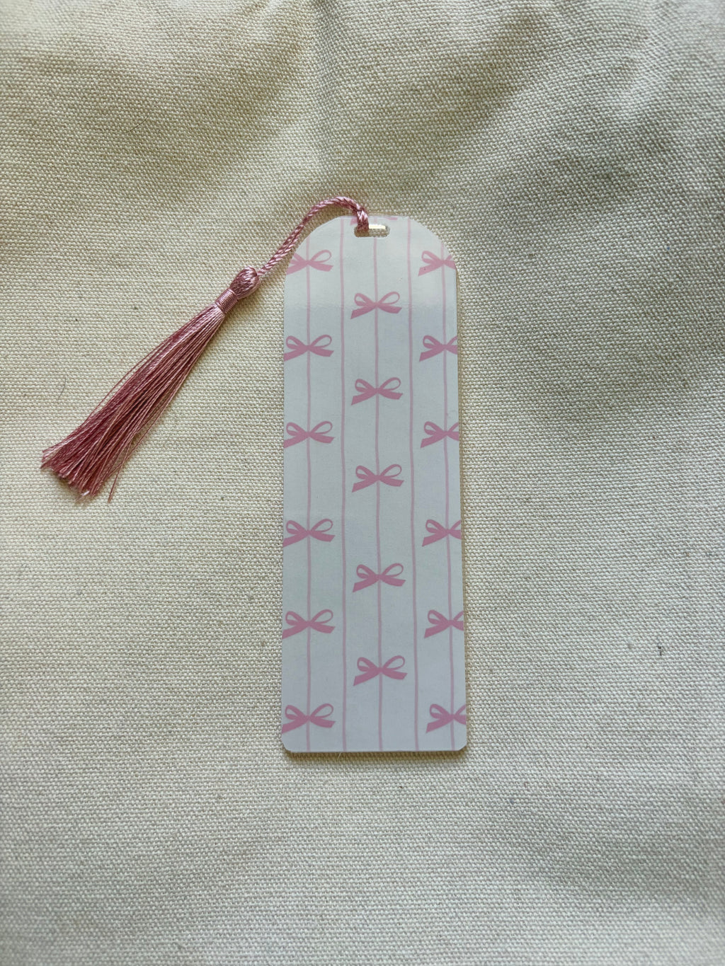 Pretty in Pink Bows Acrylic Bookmark — Bookstore Seconds