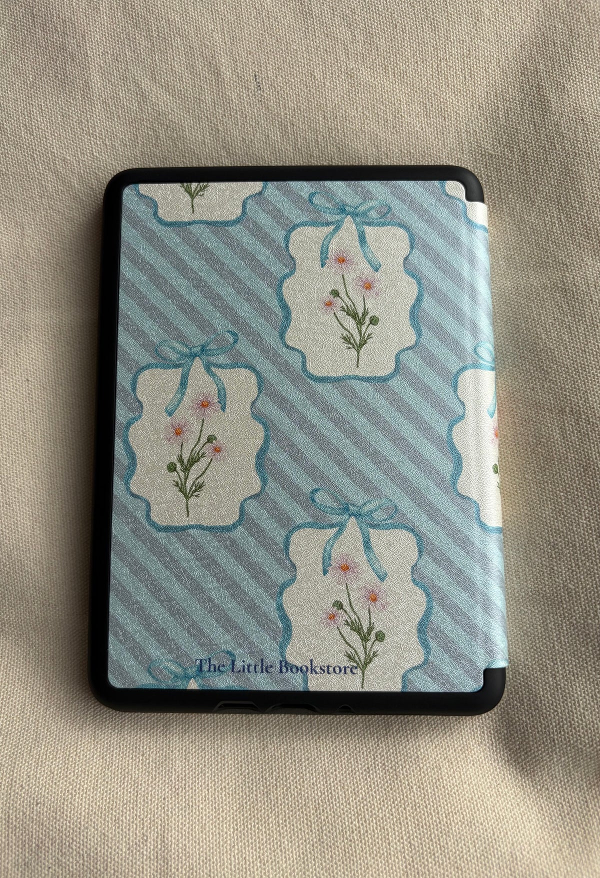 Vintage Bluebell Kindle Case